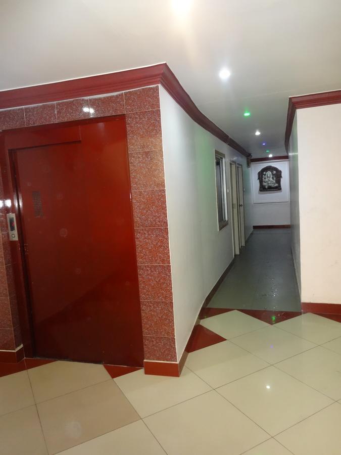 Hotel Tribhuvan Ранчи Экстерьер фото
